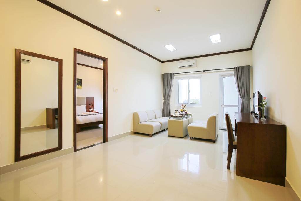 Ban Thach Riverside Hotel & Resort Tam Ky Room photo