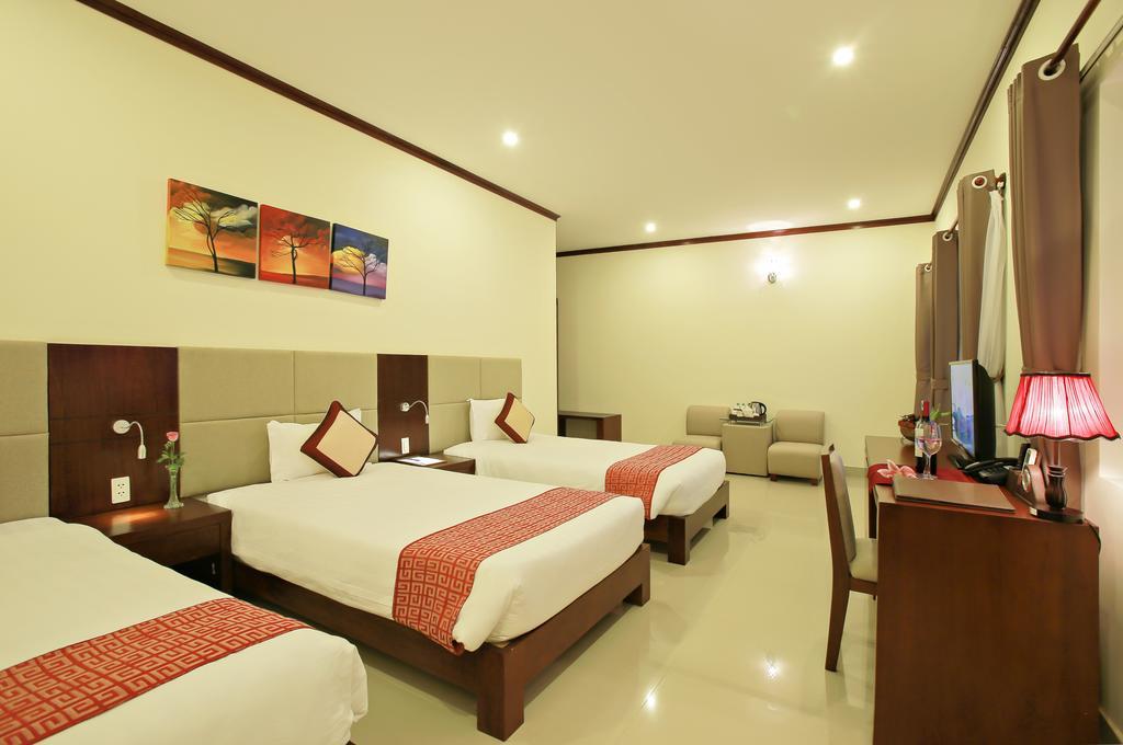 Ban Thach Riverside Hotel & Resort Tam Ky Exterior photo