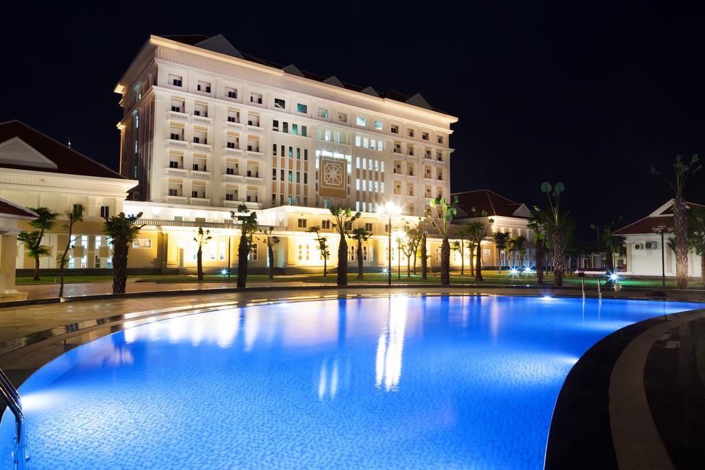 Ban Thach Riverside Hotel & Resort Tam Ky Exterior photo