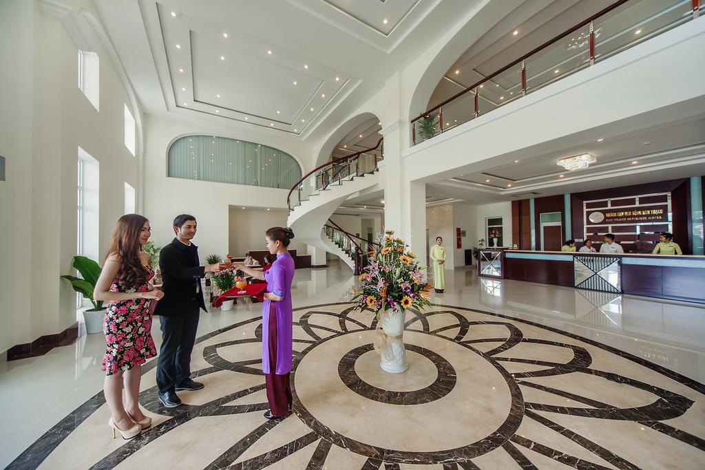 Ban Thach Riverside Hotel & Resort Tam Ky Exterior photo