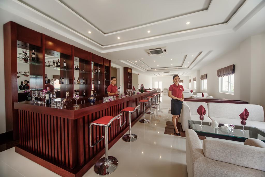 Ban Thach Riverside Hotel & Resort Tam Ky Exterior photo